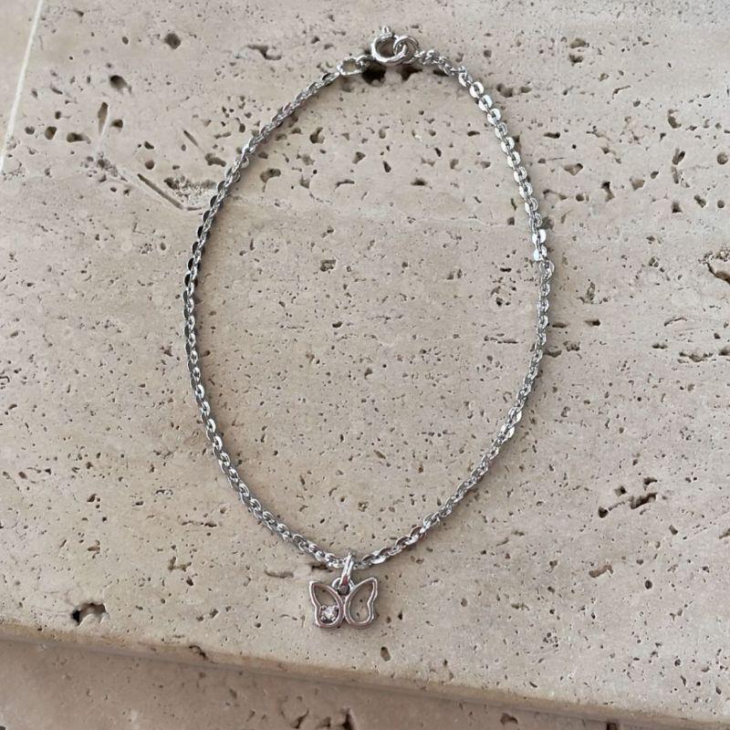Pulseira Fininha com Pingente de Borboleta Cristal