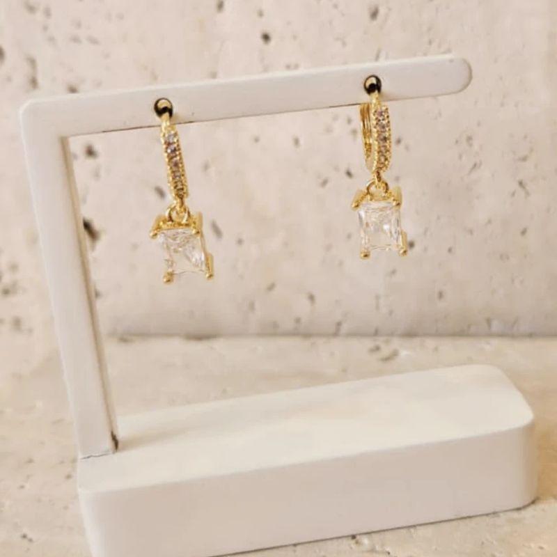 Brinco Argola Zirconia Retangular Pendurada