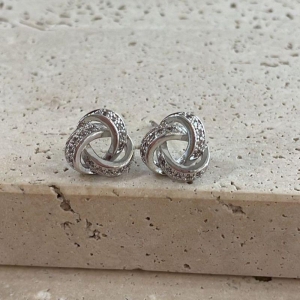 Brinco Nó Cravejado