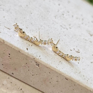Brinco Ear Cuff Mini Corações Zirconia