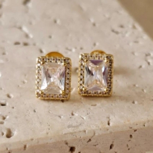 Brinco Pedra Retangular Cristal