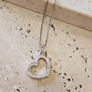 Colar Coração Cravejado Dentro e Fora 60cm