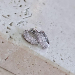 Brinco Argola Clic Cravejada Mini 3 Fileiras