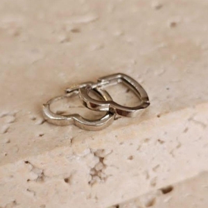 Brinco Argola Coração Liso Click Médio R