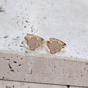 Brinco Argola Cravejada Van Cleef Clic