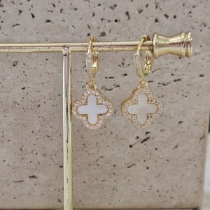 Brinco Argolas Van Cleef Resinada