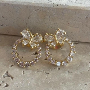 Brinco Borboleta no Circulo