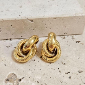 Brinco Corda Enrolada