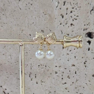 Brinco Perola Base Coração