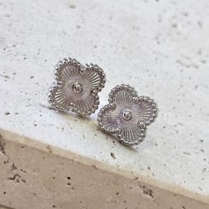 Brinco Van Cleef Gde em Aço Inox