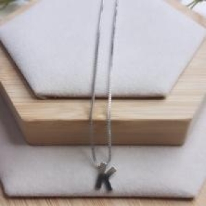 Gargantilha Letra K Mini