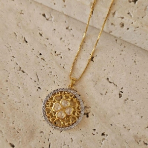 Gargantilha Trevo Coração Zirconias 50cm