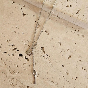 Gravatinha Chave Cadeado 45cm