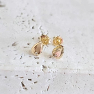 Brinco Gotinha Lisa com Micro Zirconia