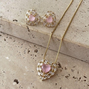 Conjunto Coração Rosa com Navetes 45cm