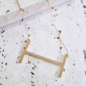 Gargantilha Inicial Inclinada I