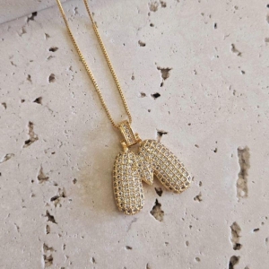 Gargantilha Inicial M Puffer Cravejada 45cm