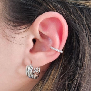 Piercing Fio Cravejado Zirconia