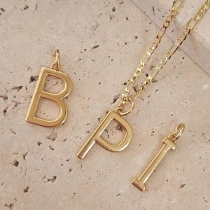 Pingente Inicial Gordinha 2