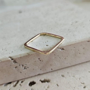 Anel Quadrado Liso Grosso