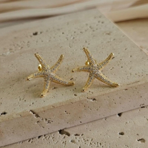 Brinco Estrela do Mar Cravejada Grande