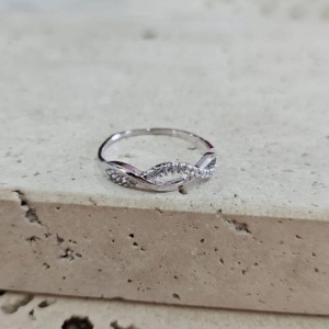 Anel Ondulado Liso e Cravejado