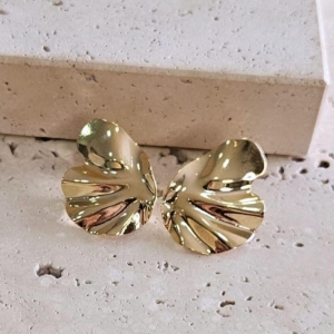 Brinco Asa Arredondada Organica