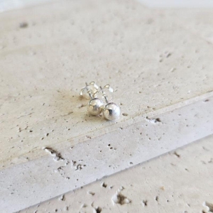 Brinco Bola Lisa 5mm Prata