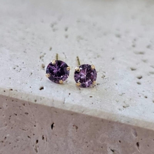 Brinco Chatão Lilas Gde