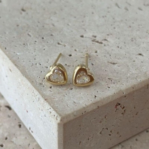 Brinco Ponto De Luz Coração Cravação Inglesa