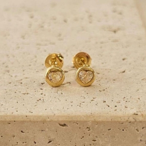 Brinco Ponto De Luz Coração Redondo Cravação Inglesa