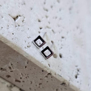 Brinco Quadrado Fixo Peq R