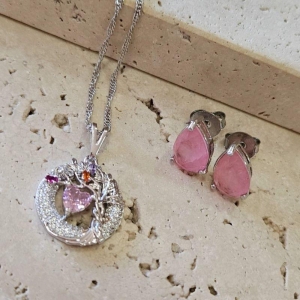 Conjunto Arvore com Coração Rosa Cravejado 50cm