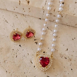 Conjunto Coração Corrente de Perolas 45cm