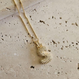 Gargantilha Inicial S Puffer Cravejada 45cm