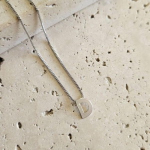 Gargantilha Letra D Mini 45cm