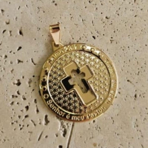 Pingente Medalha Crucifixo (2,6cm)