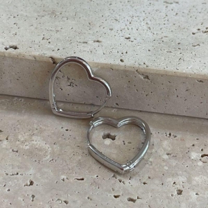 Brinco Argola Coração Liso GG