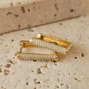 Brinco Argola Retangular Cravejada GG