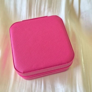 Porta Joia Mini Quadrado Pink 10x10x4,5cm
