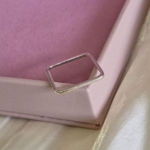 Anel Quadrado Fino Prata N14