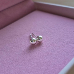 Brinco Bolinha 5mm Prata