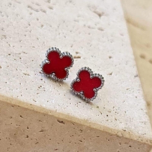 Brinco Van Cleef Peq em Aço Inox Vermelho