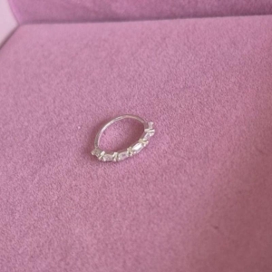 Piercing Coração Aro Pedrinha 1,0cm