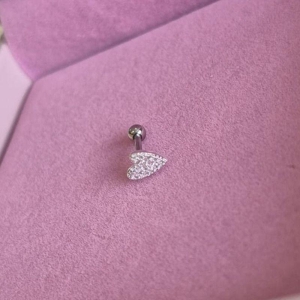 Piercing Coração Comprido Cravejado