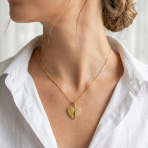 Pingente Coração com Asa Cravejada