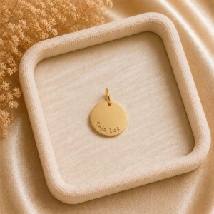 Pingente Medalha Seja Luz