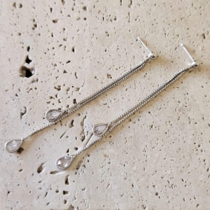 Brinco Pendente Duplo Ponto Luz