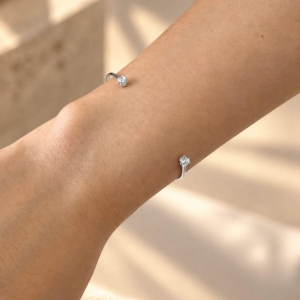 Bracelete Zirconia nas Pontas
