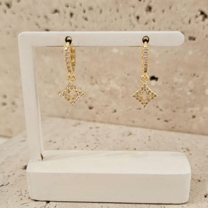 Brinco Argola Clic Van Cleef Cravejada